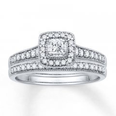 Diamond Engagement Ring 3/8 ct tw Princess-cut 10K White Gold