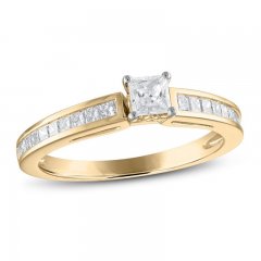 Diamond Engagement Ring 5/8 ct tw Princess-cut 14K Yellow Gold