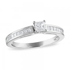 Diamond Engagement Ring 5/8 ct tw Princess-cut 14K White Gold