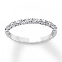 Diamond Wedding Band 1/6 ct tw Round-cut 14K White Gold