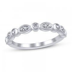 Diamond Anniversary Ring 1/4 ct tw in 10K White Gold